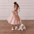 Pfirsichfarbenes, einfarbiges, bezauberndes, elegantes Kleid