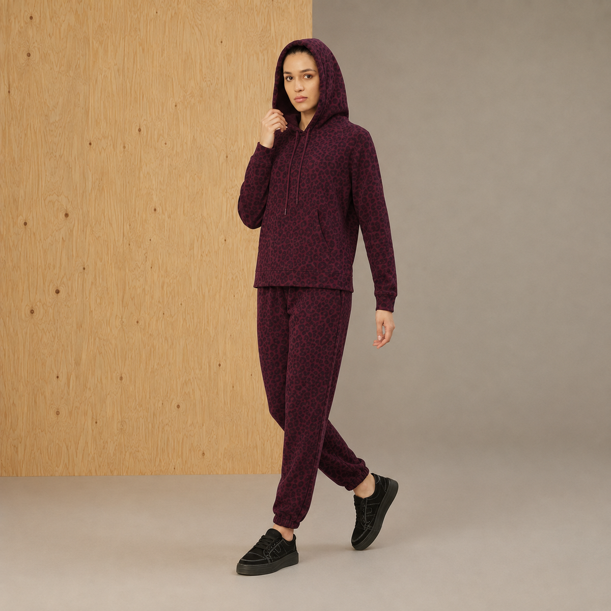 Damen Schwarzes Uni-Fleece-Kapuzen-Co-Ord-Set