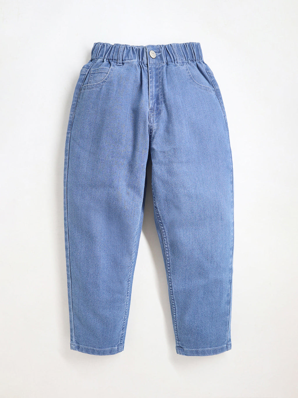 Blaue spielerisch-elegante Sommerjeans
