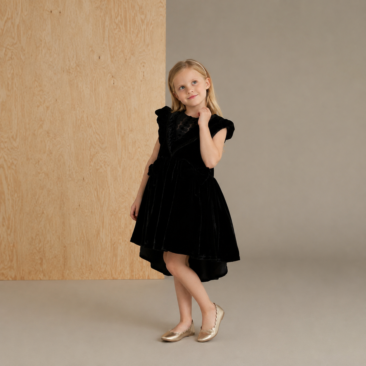 Black Solid Cute Smart Partywear Dress