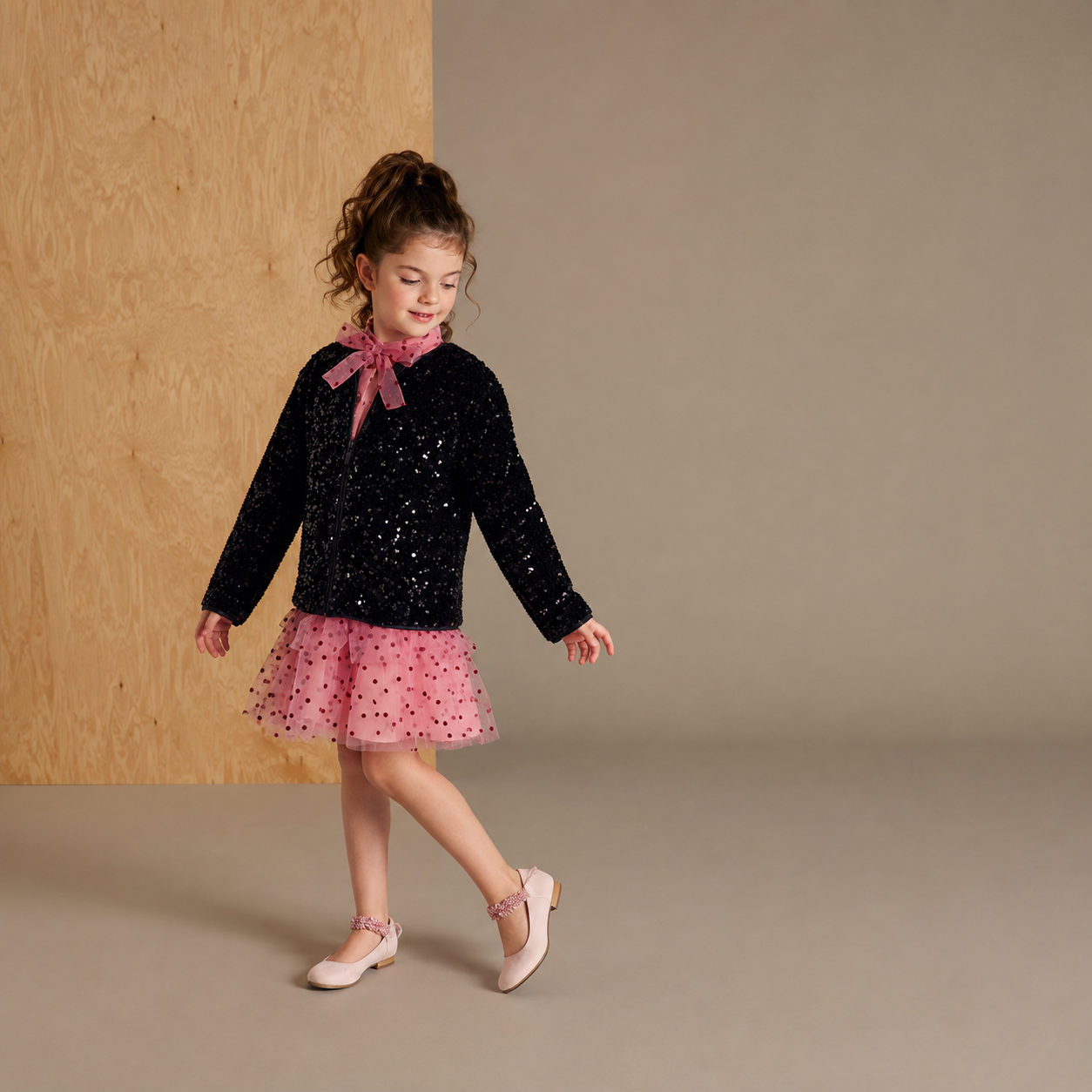 Black Snuggle-Trendy Winter Partywear Jacket