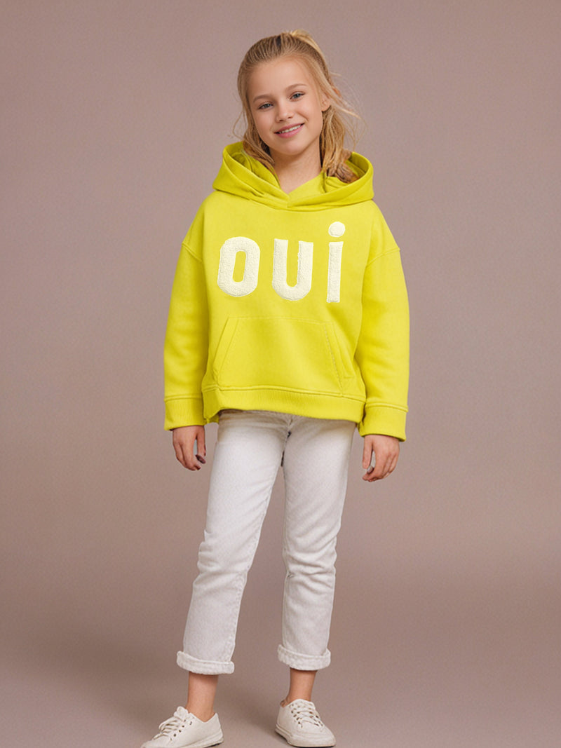 Hop around the playground in this yellow sweatshirt with your friends to have fun. With applique, the sweatshirt offers a more radiant look with the hood, cuffed full sleeves, and kangaroo pockets.