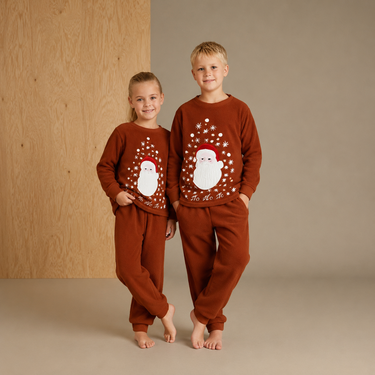Brauner Applikations-Overall, süßer und stylisher Winternachtanzug