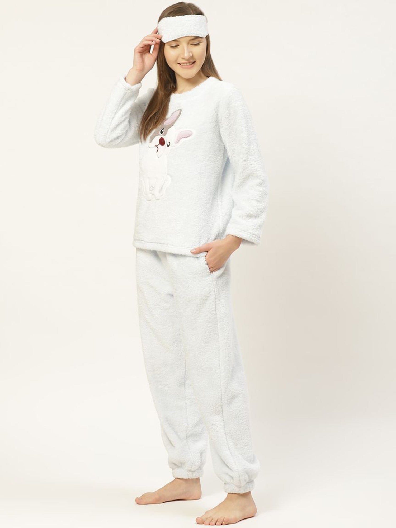 Women Sky Blue Applique Cotton Blend Round Neck Nightsuit