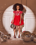Robe rouge unie mignonne et gracieuse