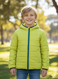 Crafted from 100% high-quality polyester, it ensures durability and warmth without compromising on comfort. The full sleeves and quilted pattern provide excellent insulation.